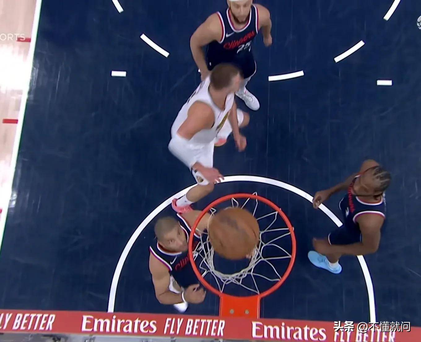 德约科维奇遭遇十五连败，快船教练面临压力！(德约科维奇遭遇十五连败,快船教练面临压力了吗)