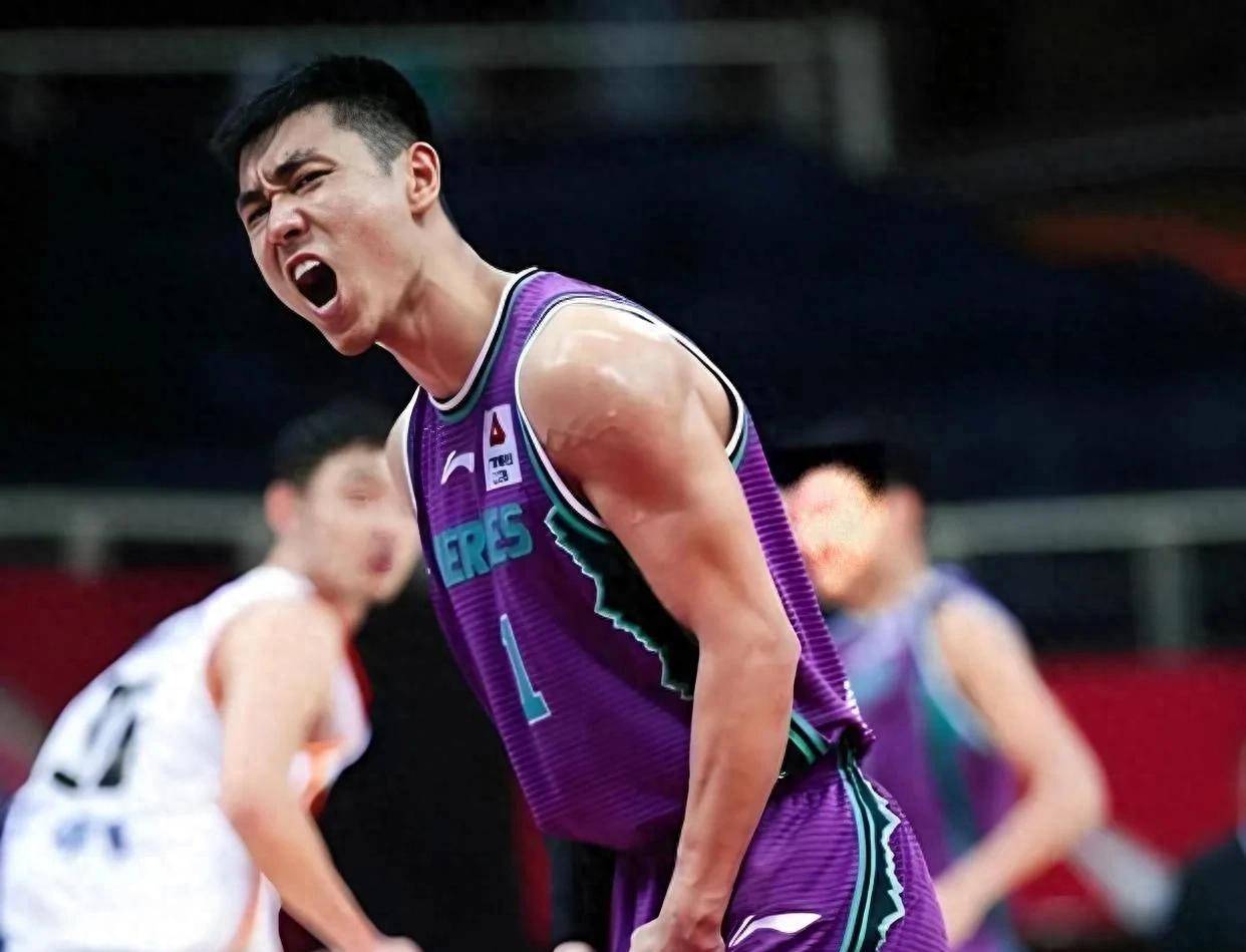 转会期CBA常规赛焦点战;多特蒙德防线松动;目标明确;心理建设被强调的简单介绍 转会期CBA常规赛焦点战;多特蒙德防线松动;目标明确;心理建设被强调的简单介绍