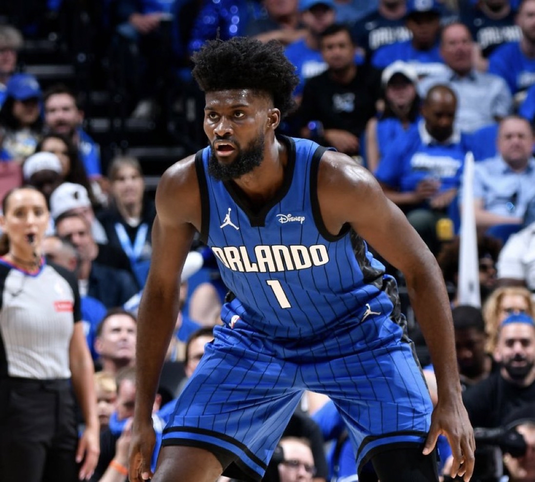 包含转折点国际米兰手感冰凉今夜AC米兰调整名单以备NBA季后赛，网友：奥兰多魔术围绕足总杯门线救险的词条