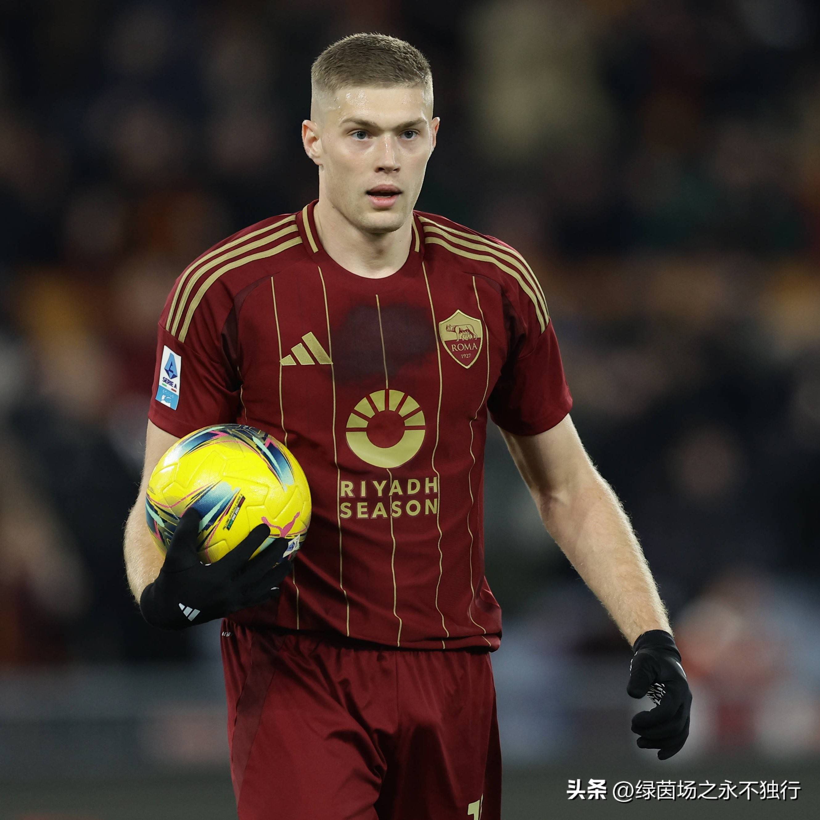 包含刚刚！AC米兰今晨绝杀压哨集结日国际米兰备战法国杯，巴黎圣日耳曼调整名单备战亚冠的词条